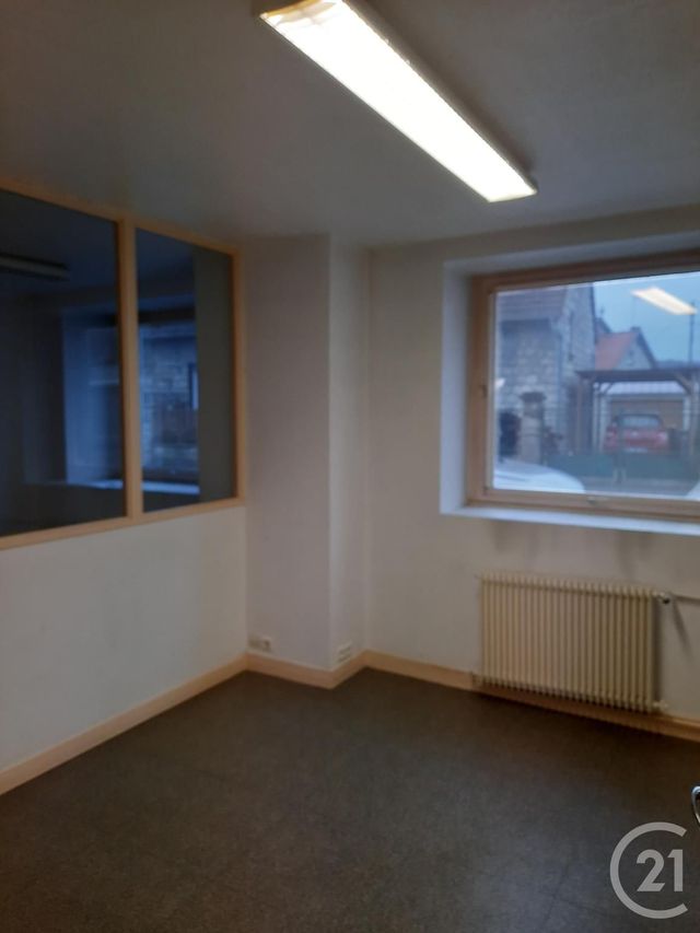 Local commercial à louer - 54.9 m2 - 60 - Oise