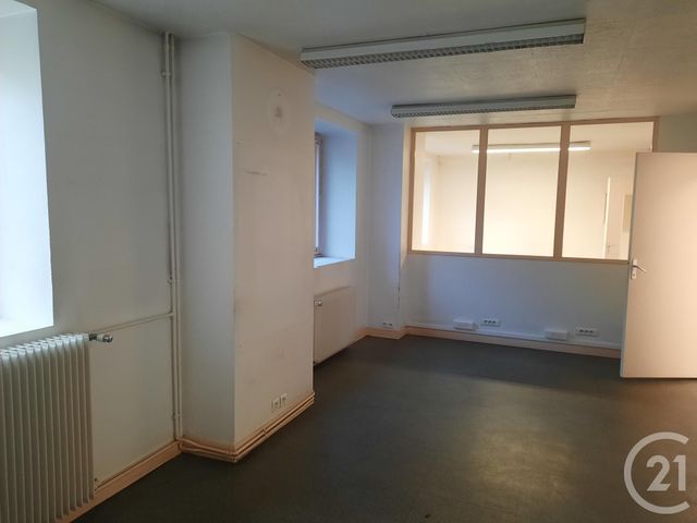 Local commercial à louer - 54.9 m2 - 60 - Oise