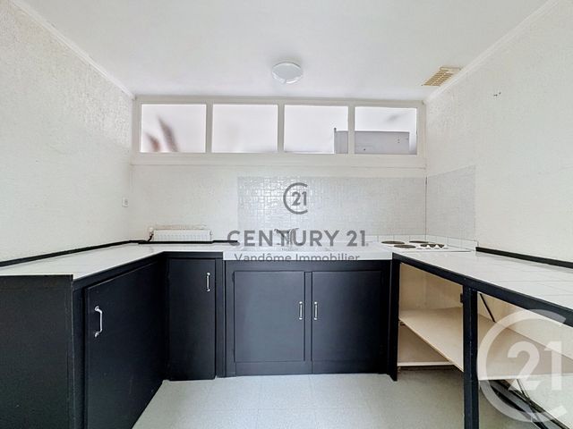 Appartement F2 &agrave; vendre - 3 pi&egrave;ces - 74,51 m2 - Crepy En Valois - 60 - PICARDIE
