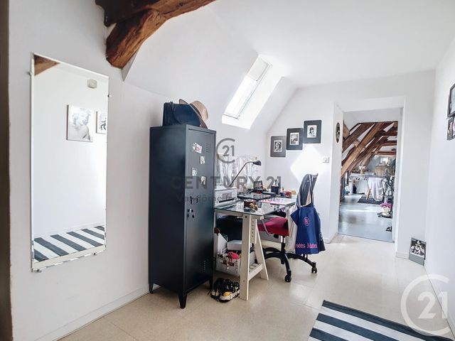 Appartement F2 à vendre - 3 pièces - 74,51 m2 - Crepy En Valois - 60 - PICARDIE