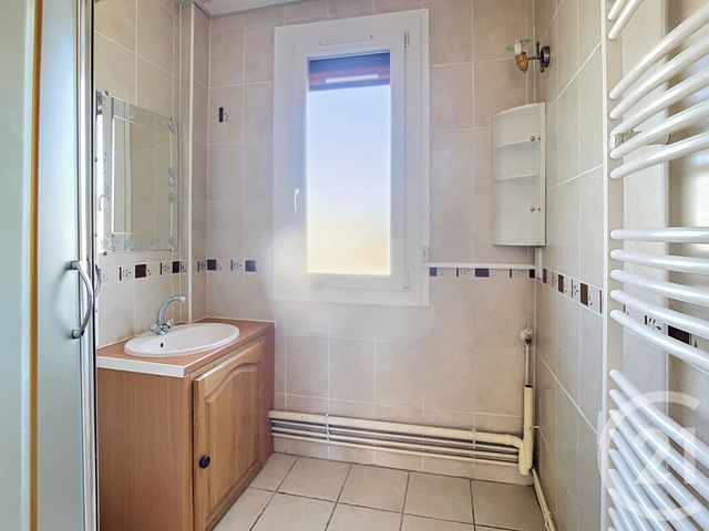 Appartement F3 &agrave; vendre - 3 pi&egrave;ces - 52,17 m2 - Crepy En Valois - 60 - PICARDIE