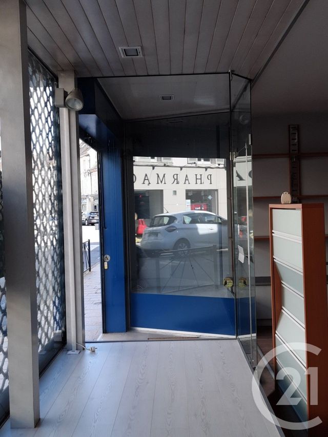 Local commercial à louer - 45.0 m2 - 60 - Oise