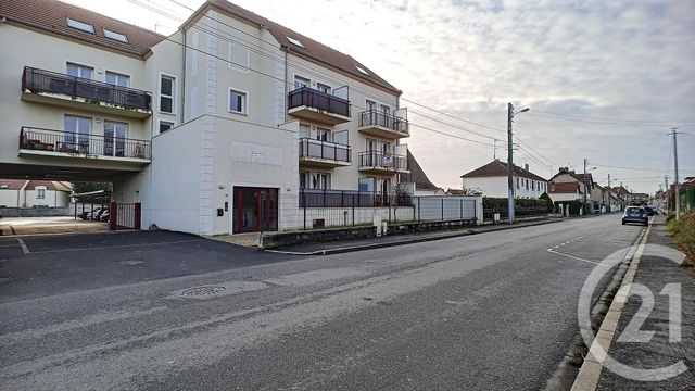 Parking à louer - 15 m2 - Crepy En Valois - 60 - PICARDIE
