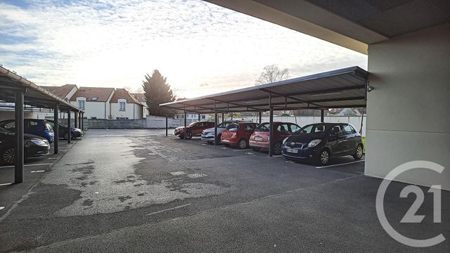 Parking à louer - 15 m2 - Crepy En Valois - 60 - PICARDIE