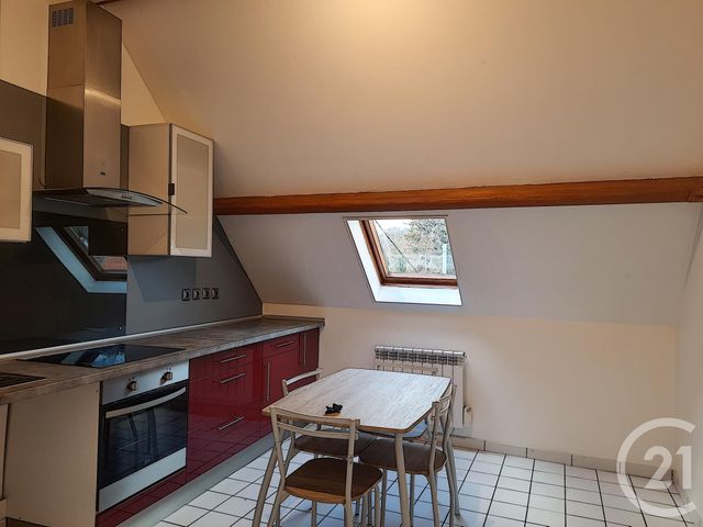Appartement F1 à louer - 1 pièce - 27,70 m2 - Bethisy St Martin - 60 - PICARDIE