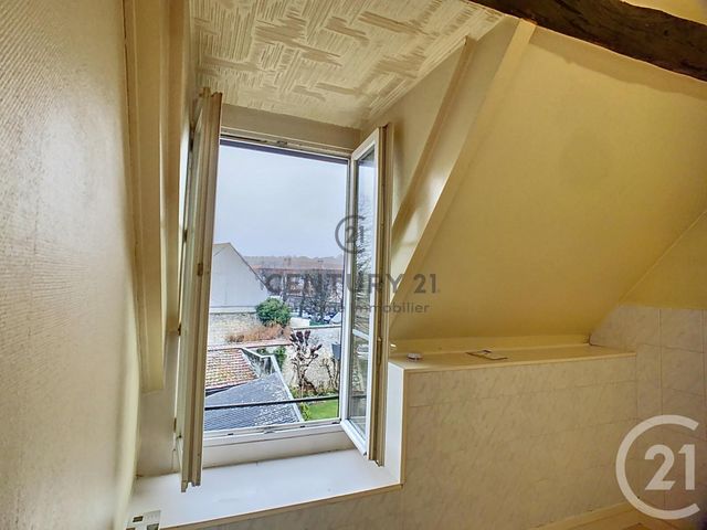 Appartement F1 à louer - 1 pièce - 24,61 m2 - Crepy En Valois - 60 - PICARDIE