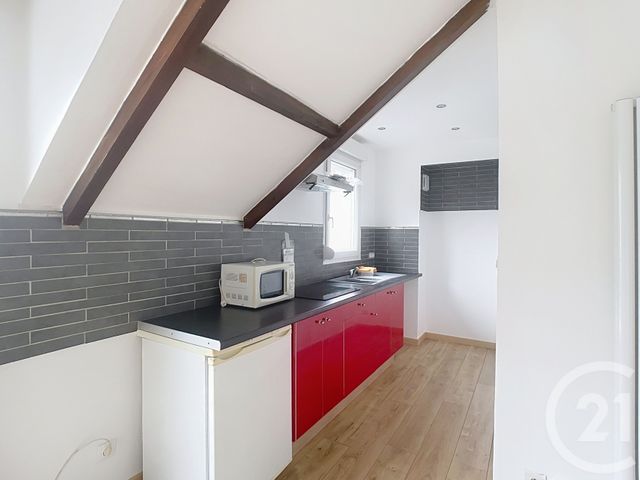 Appartement Studio &agrave; louer - 1 pi&egrave;ce - 27 m2 - Crepy En Valois - 60 - PICARDIE