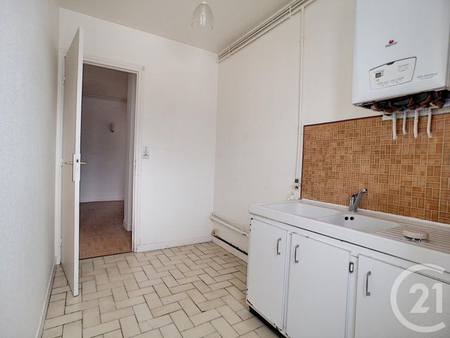 Appartement F2 à louer - 2 pièces - 50 m2 - Crepy En Valois - 60 - PICARDIE