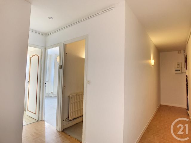 Appartement F2 à louer - 2 pièces - 50 m2 - Crepy En Valois - 60 - PICARDIE