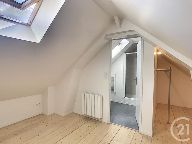 Appartement F2 &agrave; louer - 2 pi&egrave;ces - 38,63 m2 - Crepy En Valois - 60 - PICARDIE