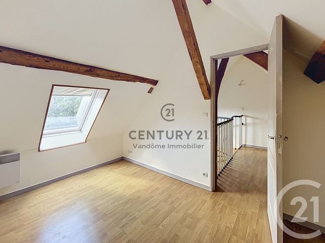 Appartement Duplex &agrave; louer - 2 pi&egrave;ces - 46,70 m2 - La Ferte Milon - 02 - PICARDIE