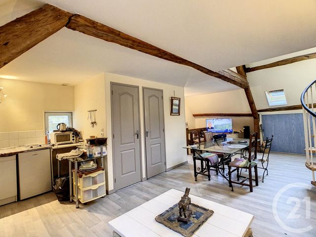 Appartement Duplex &agrave; louer - 2 pi&egrave;ces - 46,70 m2 - La Ferte Milon - 02 - PICARDIE