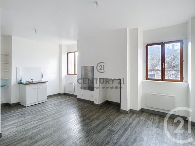 Appartement Studio &agrave; louer - 1 pi&egrave;ce - 27 m2 - Ormoy Villers - 60 - PICARDIE