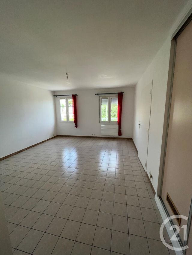 Appartement F2 &agrave; louer - 2 pi&egrave;ces - 37,94 m2 - Crepy En Valois - 60 - PICARDIE