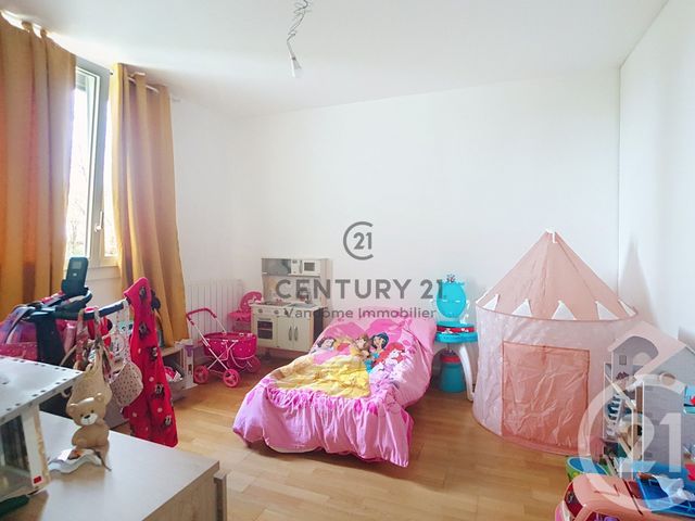 Appartement F4 &agrave; vendre - 4 pi&egrave;ces - 82,92 m2 - Crepy En Valois - 60 - PICARDIE