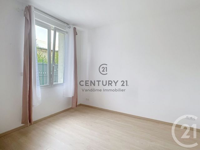 Maison &agrave; louer - 3 pi&egrave;ces - 57,20 m2 - Crepy En Valois - 60 - PICARDIE