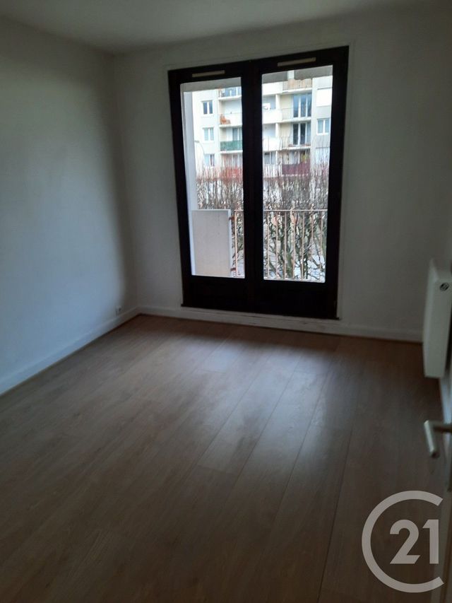 Appartement F4 &agrave; vendre - 4 pi&egrave;ces - 78,63 m2 - Crepy En Valois - 60 - PICARDIE