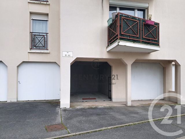 parking - CREPY EN VALOIS - 60