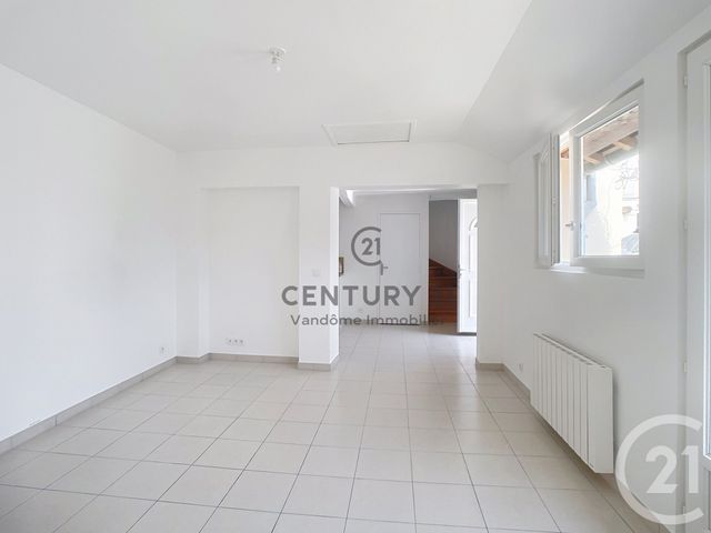 Appartement F2 &agrave; louer - 3 pi&egrave;ces - 44 m2 - Nanteuil Le Haudouin - 60 - PICARDIE