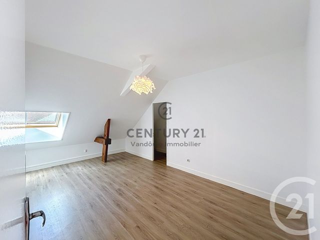 Appartement F3 &agrave; louer - 3 pi&egrave;ces - 85 m2 - Crepy En Valois - 60 - PICARDIE