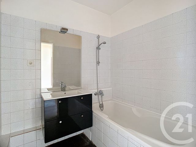 Appartement F3 &agrave; vendre - 3 pi&egrave;ces - 57,13 m2 - Crepy En Valois - 60 - PICARDIE