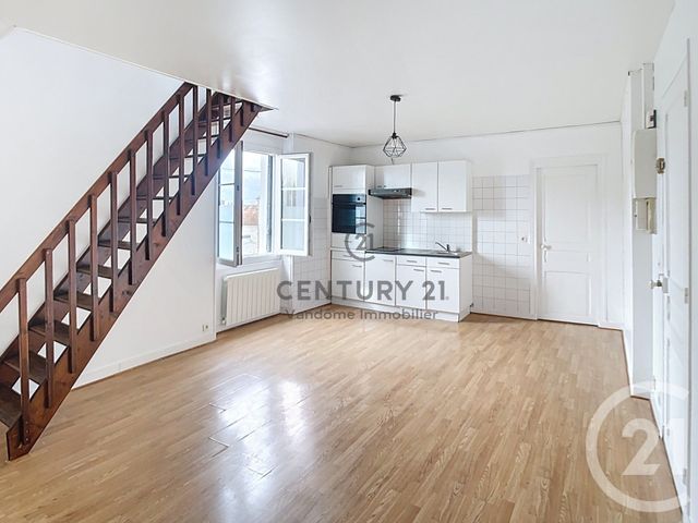 Appartement F2 &agrave; louer - 2 pi&egrave;ces - 31,87 m2 - Crepy En Valois - 60 - PICARDIE