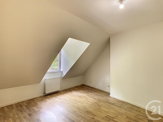 Appartement F4 &agrave; louer - 4 pi&egrave;ces - 85 m2 - Crepy En Valois - 60 - PICARDIE