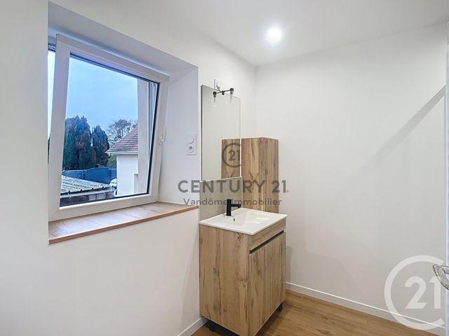 Appartement F3 &agrave; louer - 3 pi&egrave;ces - 43,81 m2 - Thury En Valois - 60 - PICARDIE