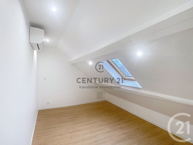 Appartement F3 &agrave; louer - 3 pi&egrave;ces - 43,81 m2 - Thury En Valois - 60 - PICARDIE