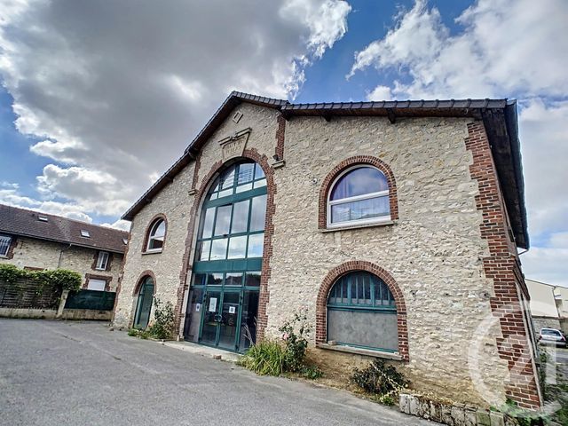 Appartement &agrave; louer - 4 pi&egrave;ces - 76,91 m2 - Crepy En Valois - 60 - PICARDIE