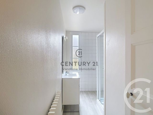 Appartement F2 &agrave; louer - 2 pi&egrave;ces - 50,07 m2 - Crepy En Valois - 60 - PICARDIE