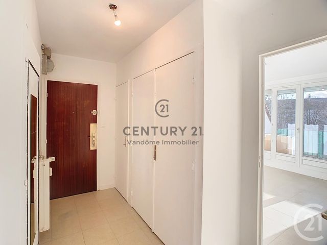 Appartement F2 &agrave; louer - 2 pi&egrave;ces - 45,47 m2 - Crepy En Valois - 60 - PICARDIE