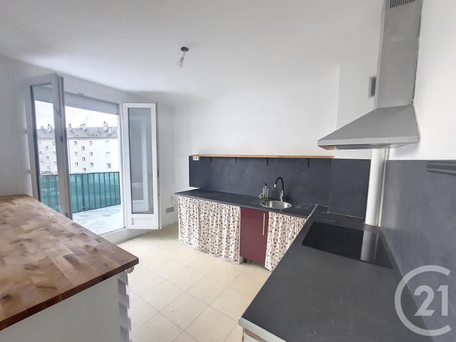 Appartement F2 &agrave; louer - 2 pi&egrave;ces - 45,47 m2 - Crepy En Valois - 60 - PICARDIE