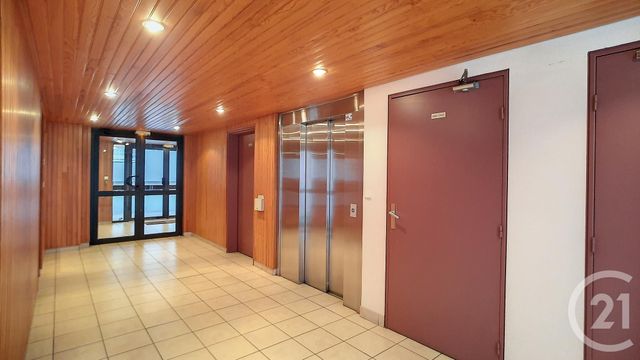 Appartement Duplex &agrave; louer - 4 pi&egrave;ces - 78 m2 - Crepy En Valois - 60 - PICARDIE