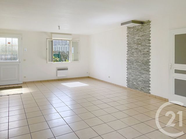 Maison &agrave; louer - 5 pi&egrave;ces - 89,42 m2 - Villers St Genest - 60 - PICARDIE