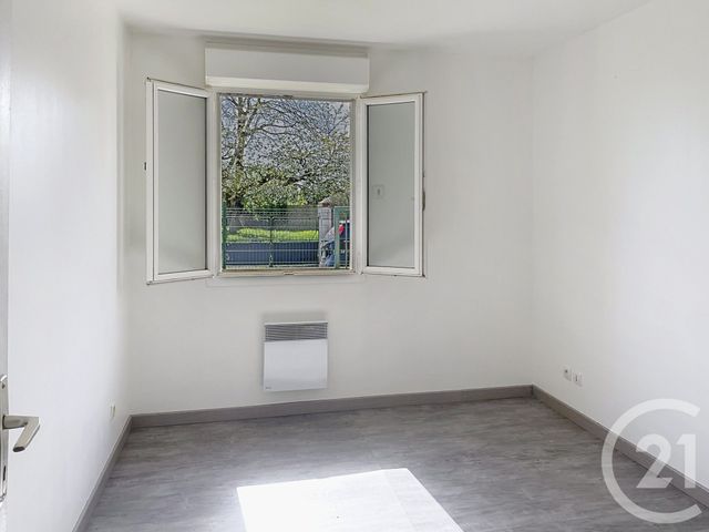 Maison &agrave; louer - 5 pi&egrave;ces - 89,42 m2 - Villers St Genest - 60 - PICARDIE