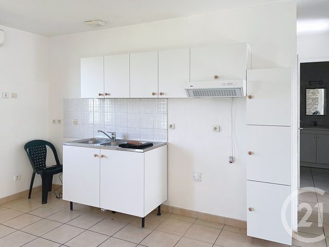 Maison &agrave; louer - 5 pi&egrave;ces - 89,42 m2 - Villers St Genest - 60 - PICARDIE