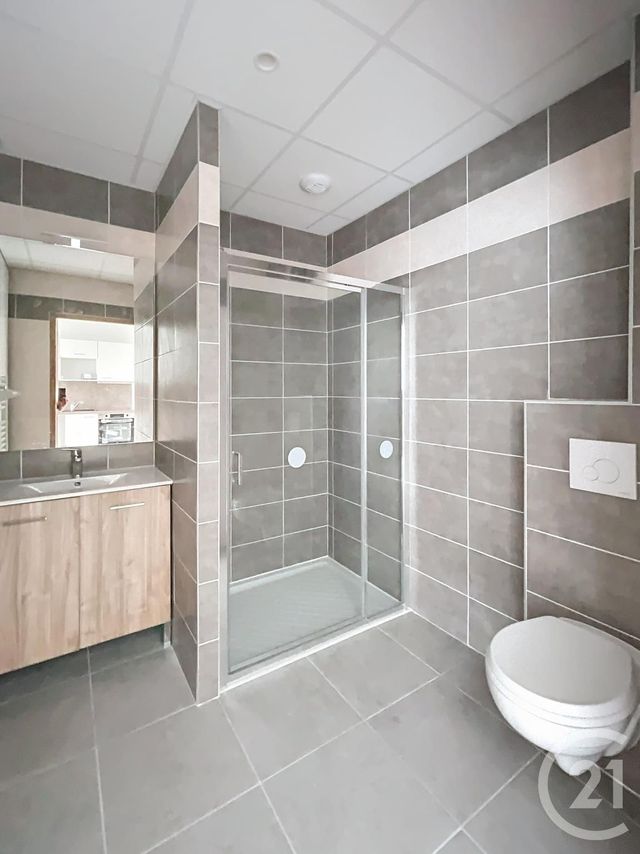 Appartement F2 &agrave; louer - 2 pi&egrave;ces - 42,32 m2 - Crepy En Valois - 60 - PICARDIE