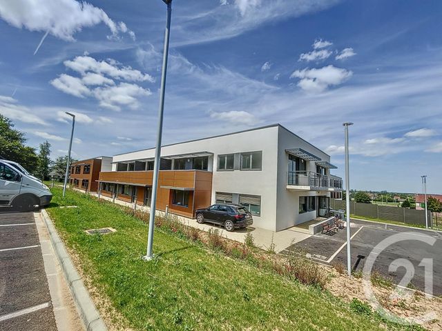 Appartement F2 &agrave; louer - 2 pi&egrave;ces - 42,32 m2 - Crepy En Valois - 60 - PICARDIE