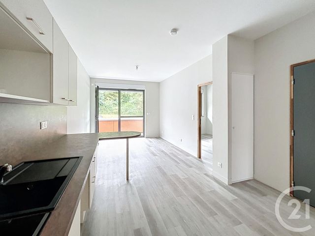 Appartement F2 &agrave; louer - 2 pi&egrave;ces - 42,32 m2 - Crepy En Valois - 60 - PICARDIE