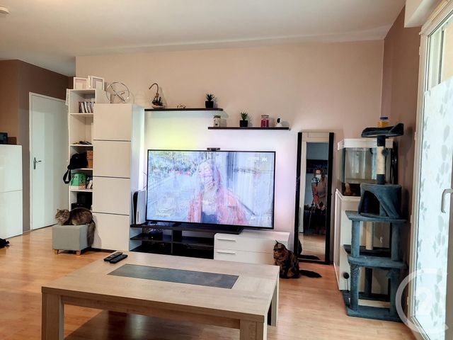 Appartement F2 &agrave; louer - 2 pi&egrave;ces - 45,45 m2 - Crepy En Valois - 60 - PICARDIE