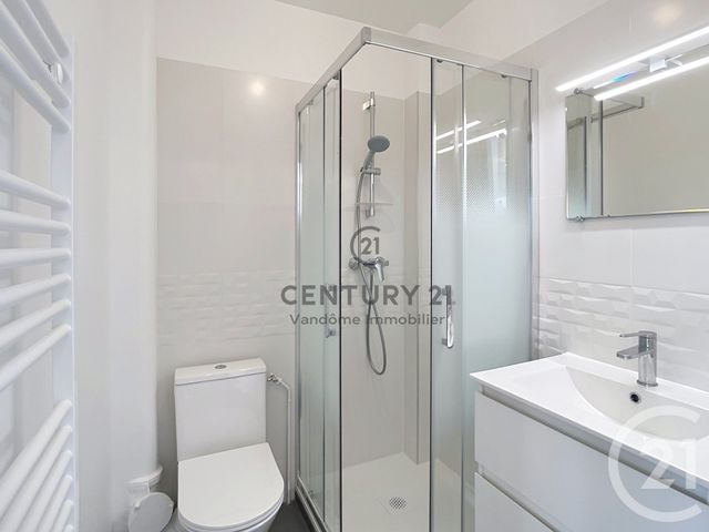 Appartement F1 &agrave; louer - 1 pi&egrave;ce - 22,83 m2 - Crepy En Valois - 60 - PICARDIE