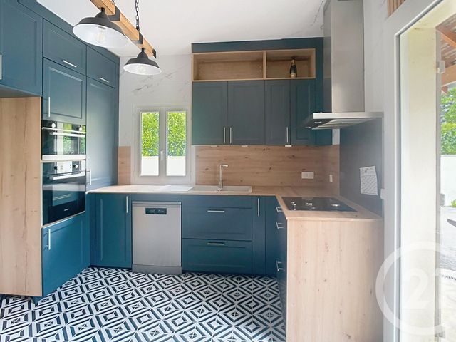 Maison &agrave; louer - 3 pi&egrave;ces - 63,77 m2 - Crepy En Valois - 60 - PICARDIE