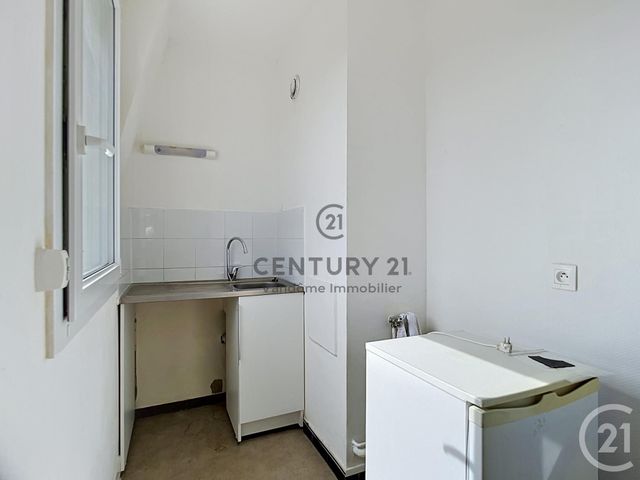 Appartement Studio &agrave; vendre - 1 pi&egrave;ce - 24 m2 - Crepy En Valois - 60 - PICARDIE