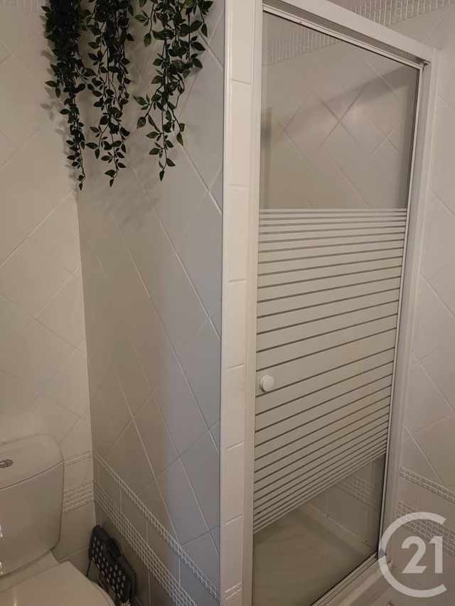 Appartement Studio &agrave; vendre - 1 pi&egrave;ce - 25,63 m2 - Crepy En Valois - 60 - PICARDIE