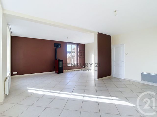 Maison &agrave; louer - 7 pi&egrave;ces - 157,29 m2 - Trumilly - 60 - PICARDIE
