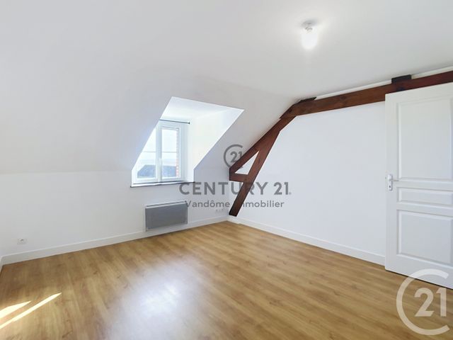 Maison &agrave; louer - 7 pi&egrave;ces - 157,29 m2 - Trumilly - 60 - PICARDIE