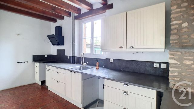 Maison &agrave; louer - 5 pi&egrave;ces - 110 m2 - Crepy En Valois - 60 - PICARDIE