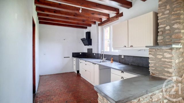 Maison &agrave; louer - 5 pi&egrave;ces - 110 m2 - Crepy En Valois - 60 - PICARDIE