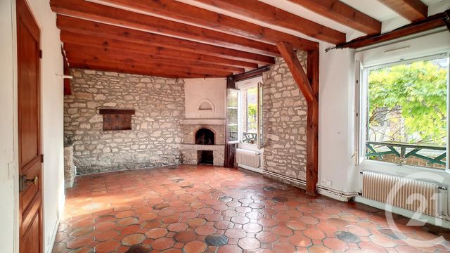 Maison &agrave; louer - 5 pi&egrave;ces - 110 m2 - Crepy En Valois - 60 - PICARDIE